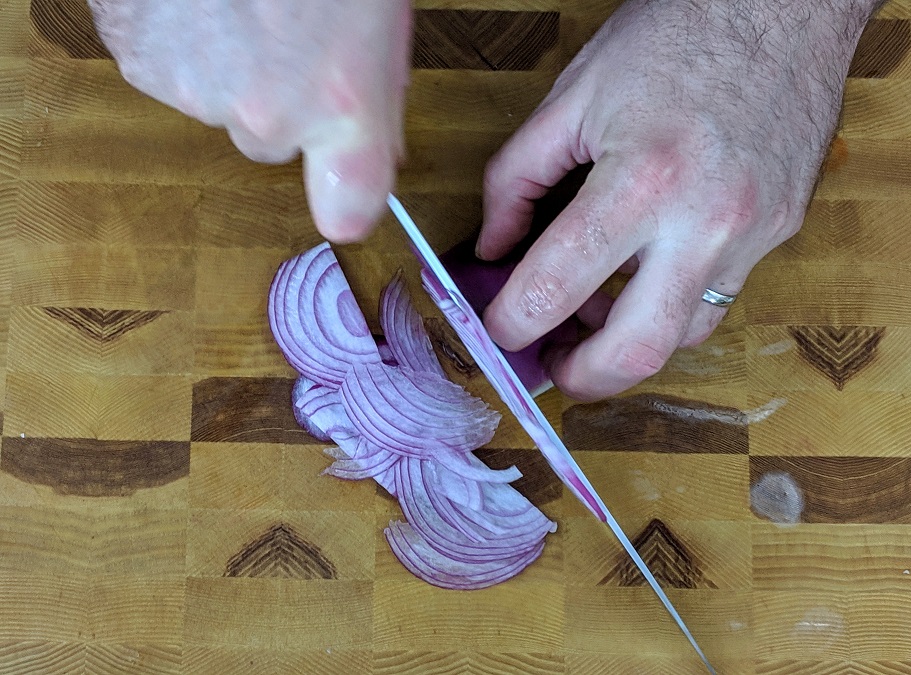 Slicing a red onion